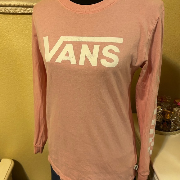 Vans Tops - Vans Light Pink Checkered Long Sleeve Top